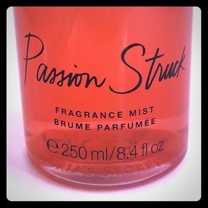 Victoria’s Secret fragrance mist